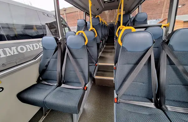 Ilesbus Iveco 31-Seat Wheelchair Accessible (PSVAR) Midi Coach